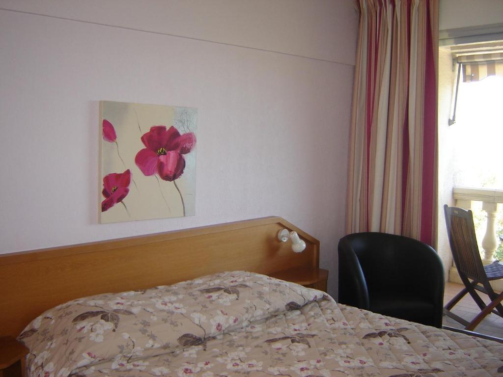 Logis Hotel Le Col De L'Ange Draguignan Værelse billede