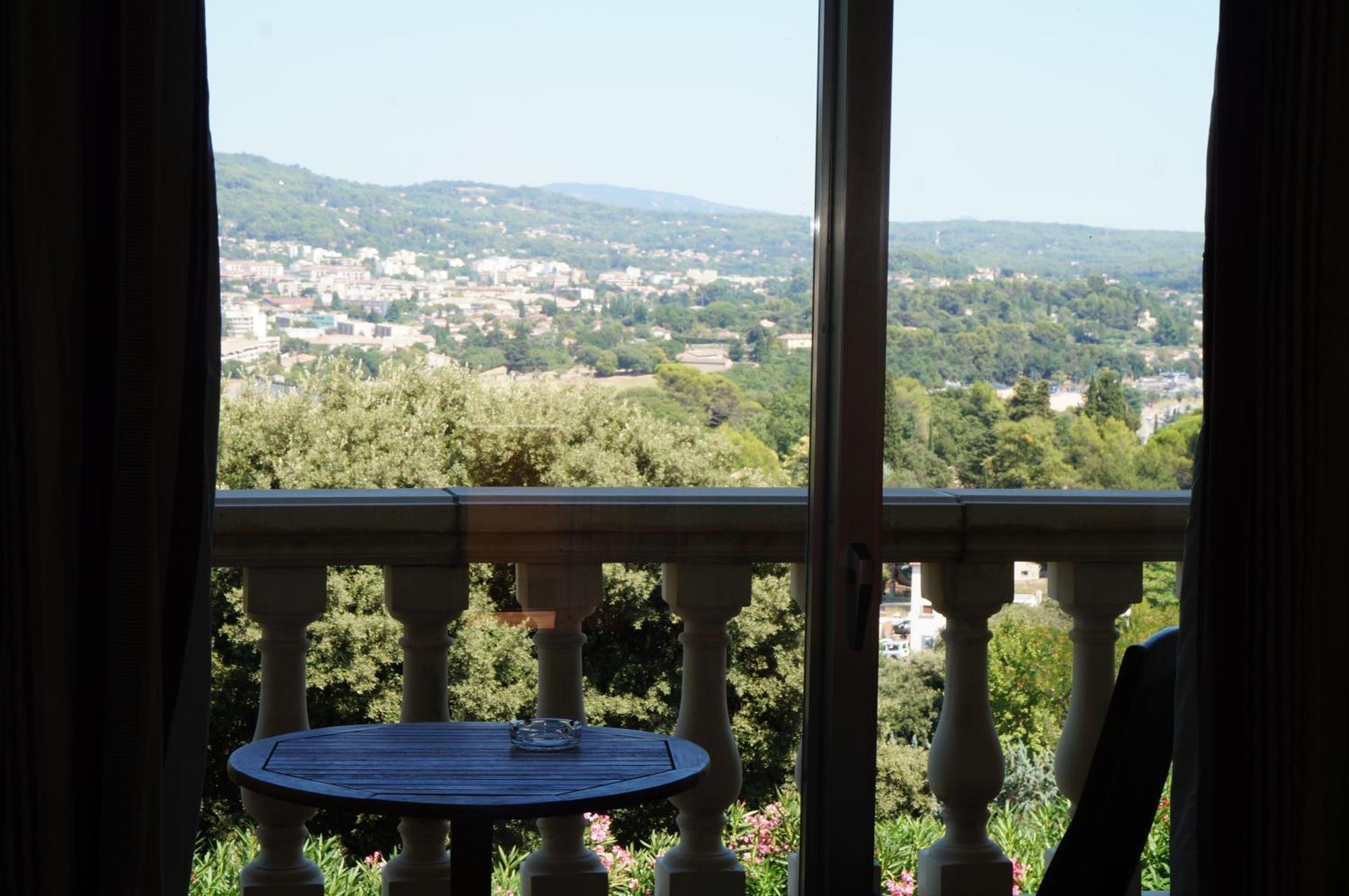 Logis Hotel Le Col De L'Ange Draguignan Værelse billede
